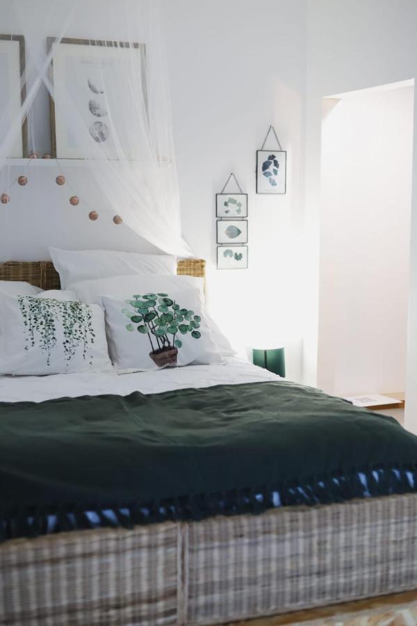 Aux Secrets D'Agathe Bed & Breakfast Plan  Exterior photo