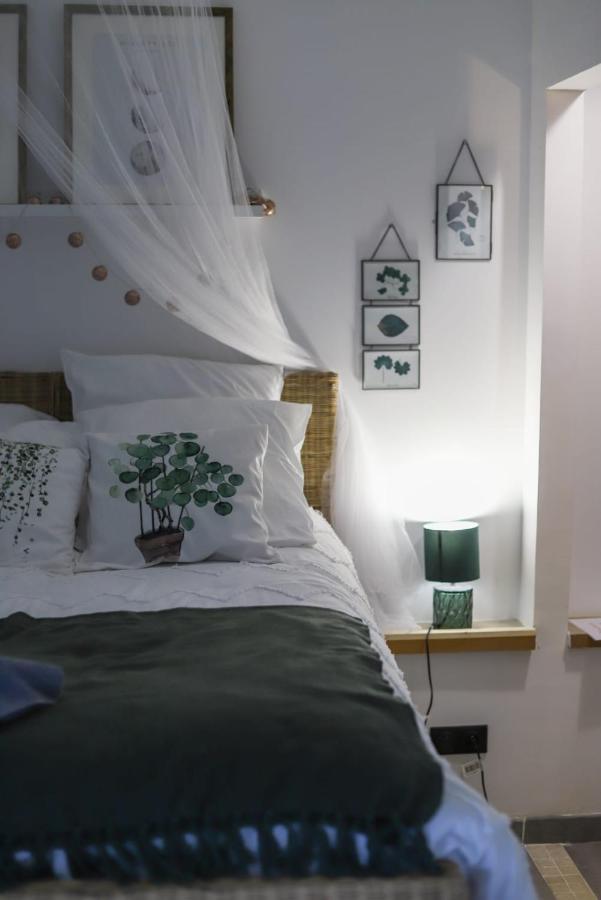 Aux Secrets D'Agathe Bed & Breakfast Plan  Exterior photo